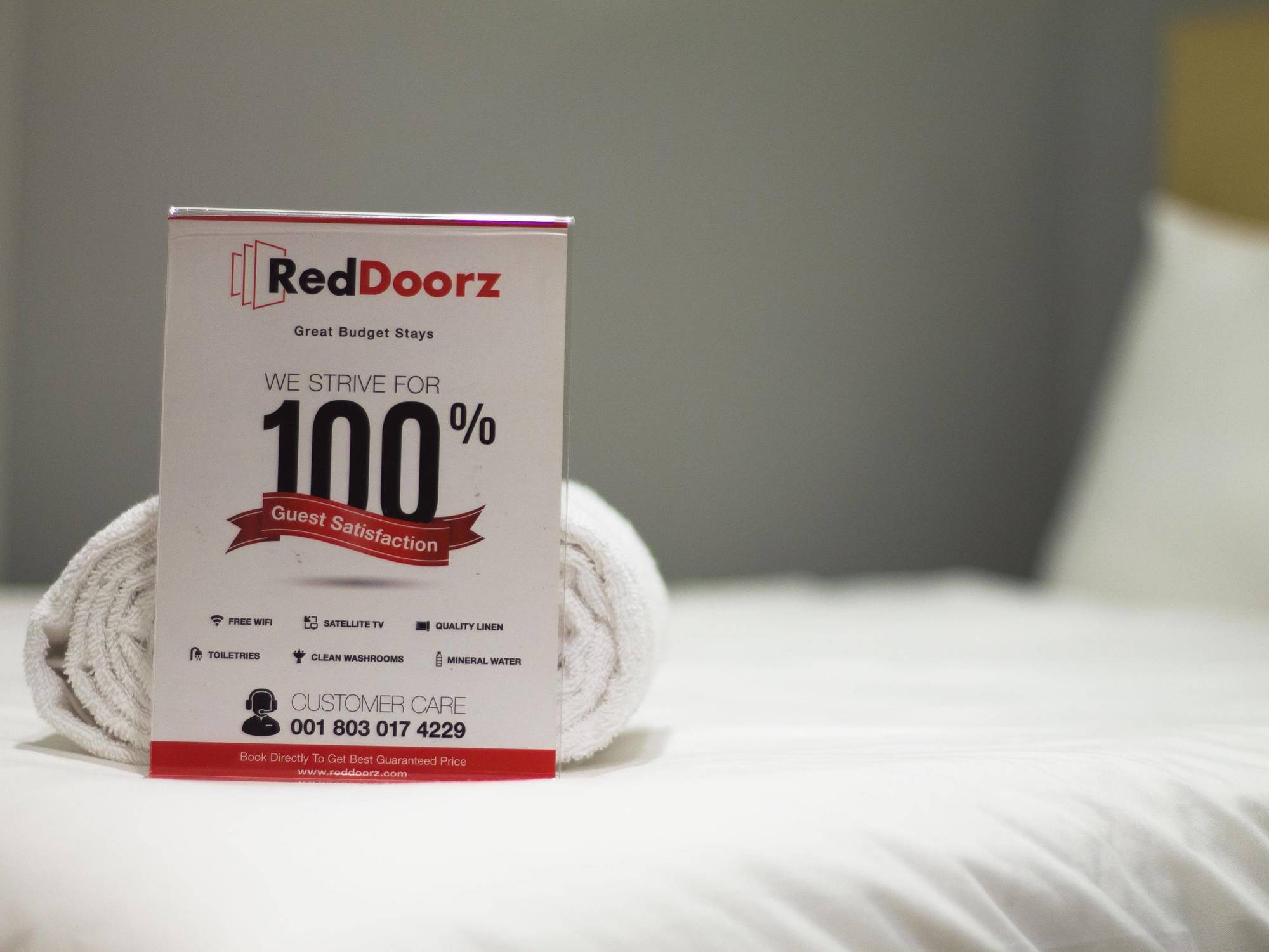 Reddoorz Plus @ Setiabudi Eight Jakarta Exterior photo